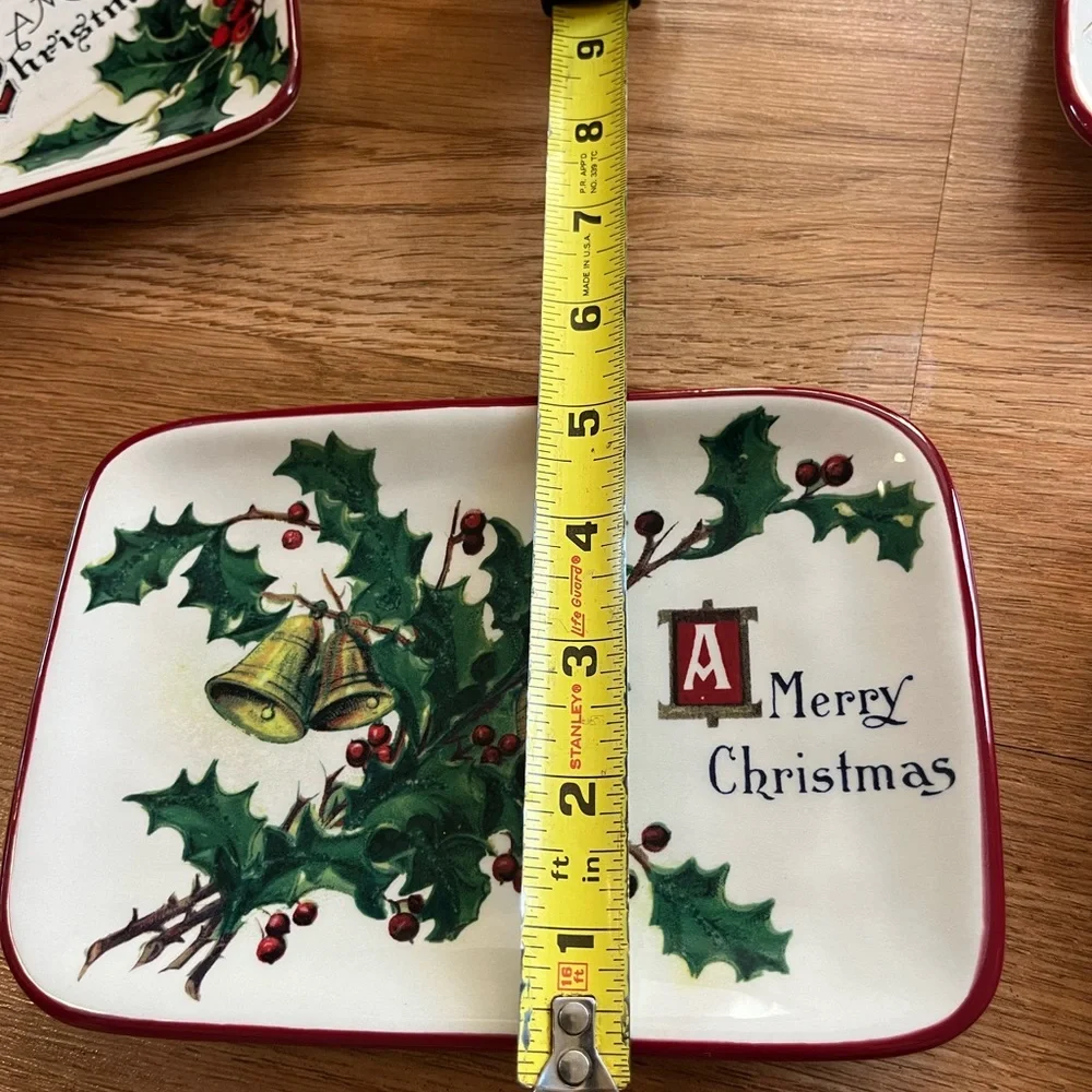 Williams Sonoma 2012 Vintage Christmas Postcard Plates Set Of 4 Holly 7×5 Tray